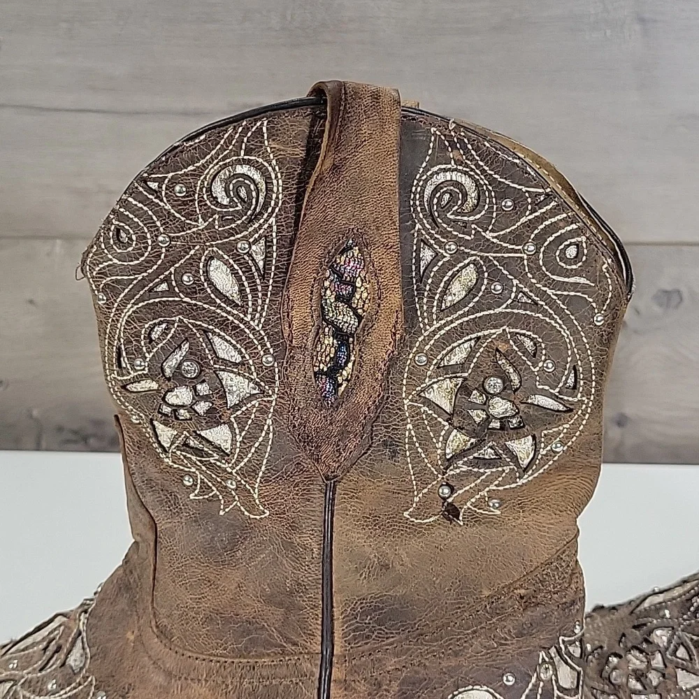 Brandon Cut-out Embellished Western Cowboy Short Boots - Brown Sz 8.5